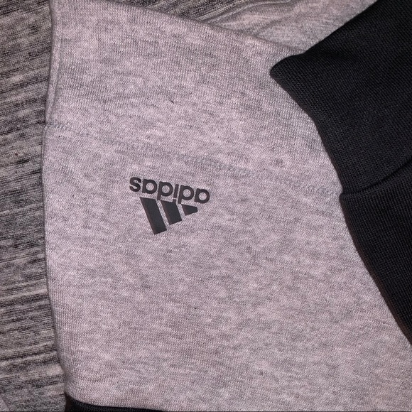 Adidas turtle neck sweater - Picture 2 of 4